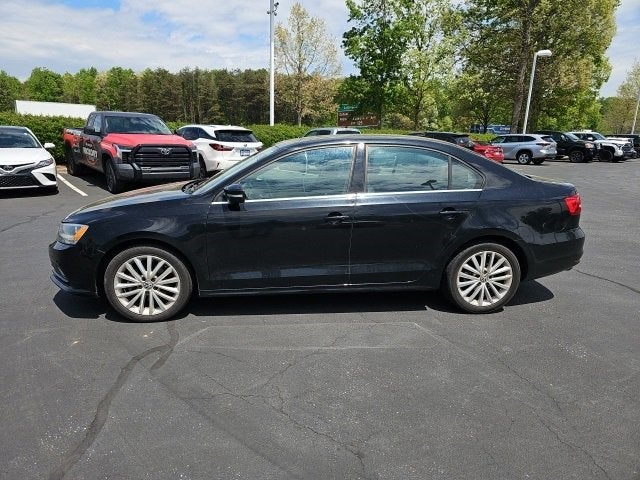 Used 2015 Volkswagen Jetta SE with VIN 3VWD07AJ5FM318507 for sale in Hickory, NC